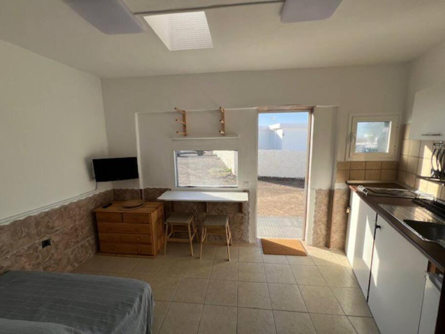 Acogedor Apartamento En Famara Exteriör bild